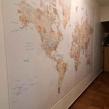 La Casa Dei Viaggiatori, * בארי